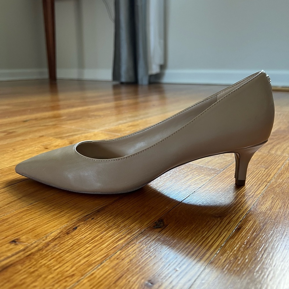 Sam Edelman Dori Kitten Heel Pump - Picture 4 of 7